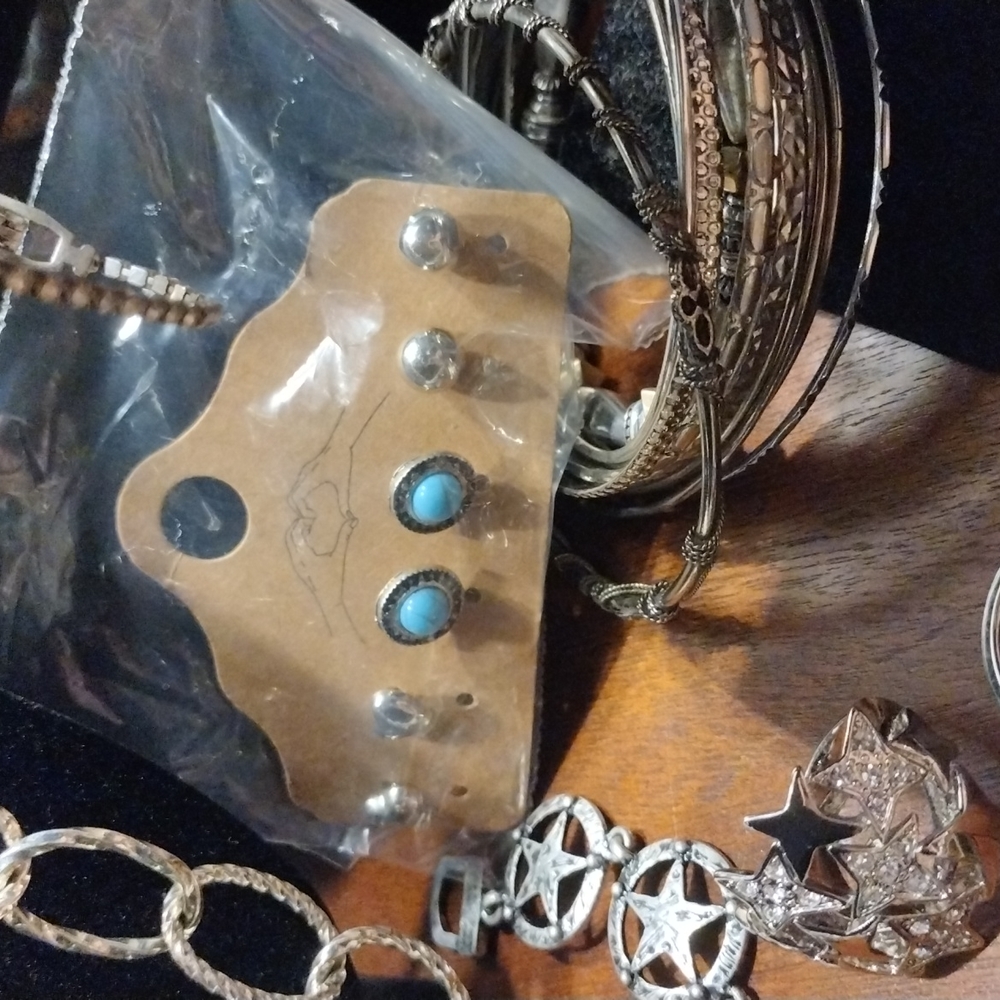 Silver jewelry bundle~ - Picture 4 of 9